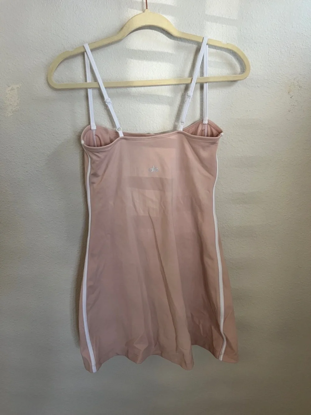 Alo Airbrush Streamline Dress - pink quartz - Picture 3 of 4